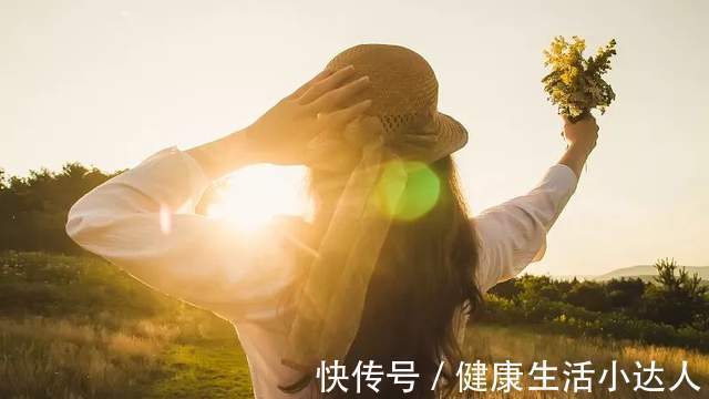 慢跑|三种食物吃太多,血脂会超标,身体出现6个表现,抓紧降脂吧