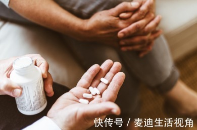 胰岛功能|47岁男子空腹血糖高达10.5mmolL,医生警告:4种情况,要警惕血糖飙升