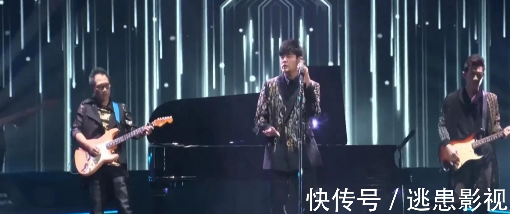 一场音乐盛典8位明星遭遇尴尬,暴露娱乐圈三大真实现状