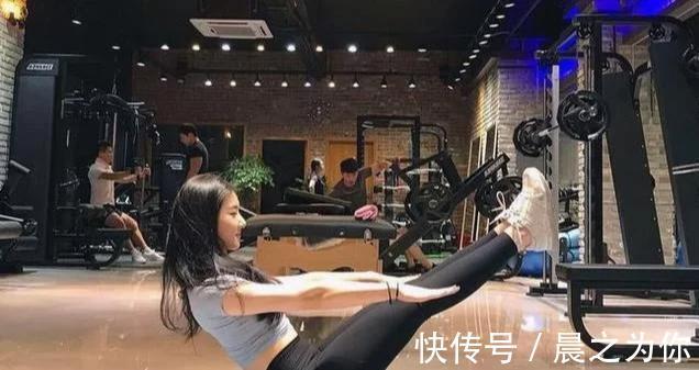 美女|美女常年坚持健身,身材出众,坚持运动是关键