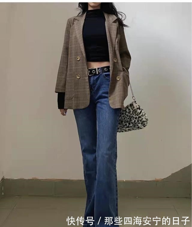 皮鞋 时尚穿搭喇叭牛仔裤怎么搭配上衣和鞋子好看!