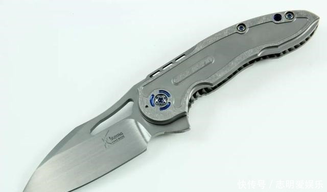  设计|一如既往的好玩——CRKT按锁系列折刀