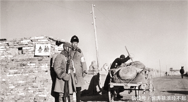战争|平津战役,跟随傅作义发动起义的有4位军长,最后结局如何?