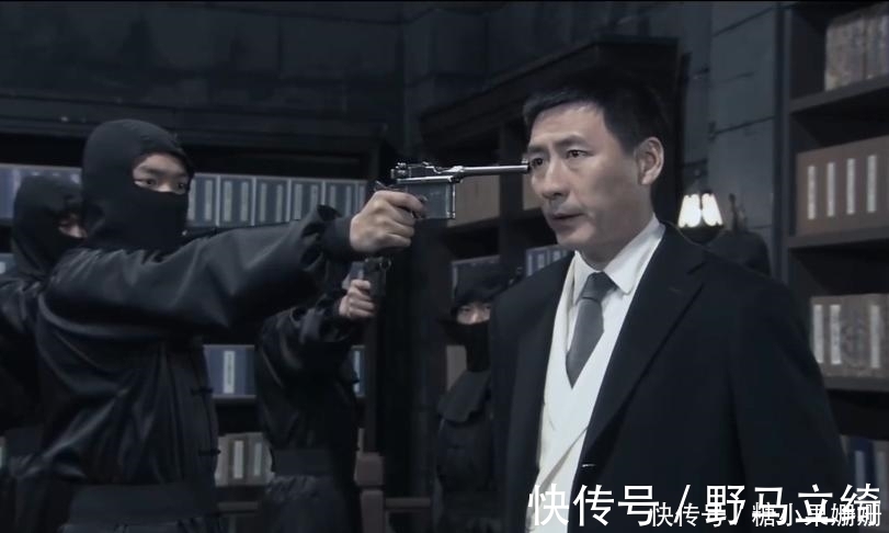 古龙|假冒金庸古龙的2本武侠小说,模仿得有模有样,差点以假乱真