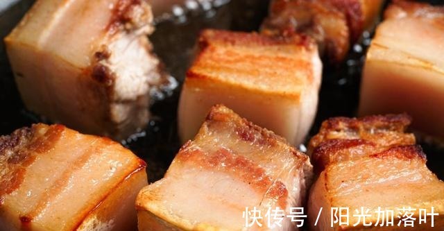 不放一滴油盐酱醋的懒人版东坡肉，入口即化，醇香鲜美，回味无穷！