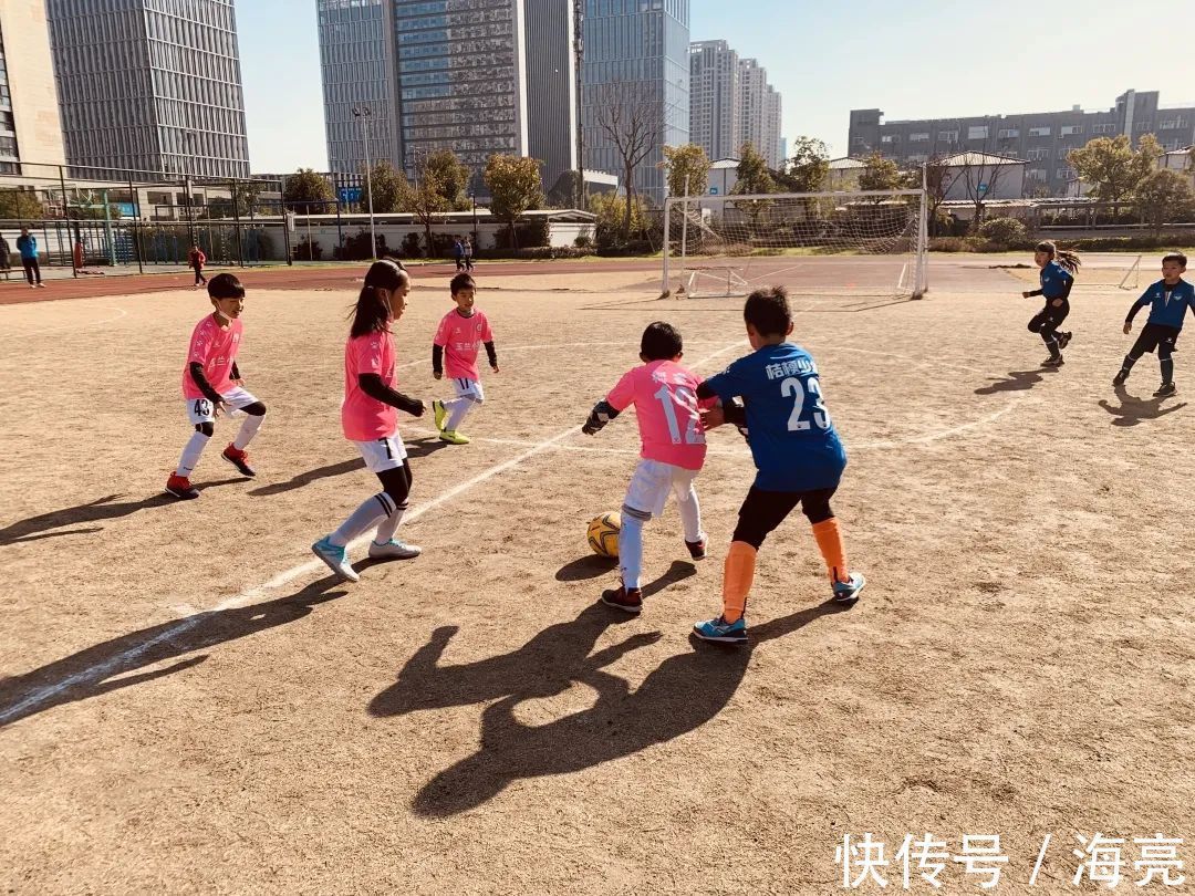 二年级组率先打响杭州春晖小学第一届校园足球联赛!|放飞梦想 | 足球