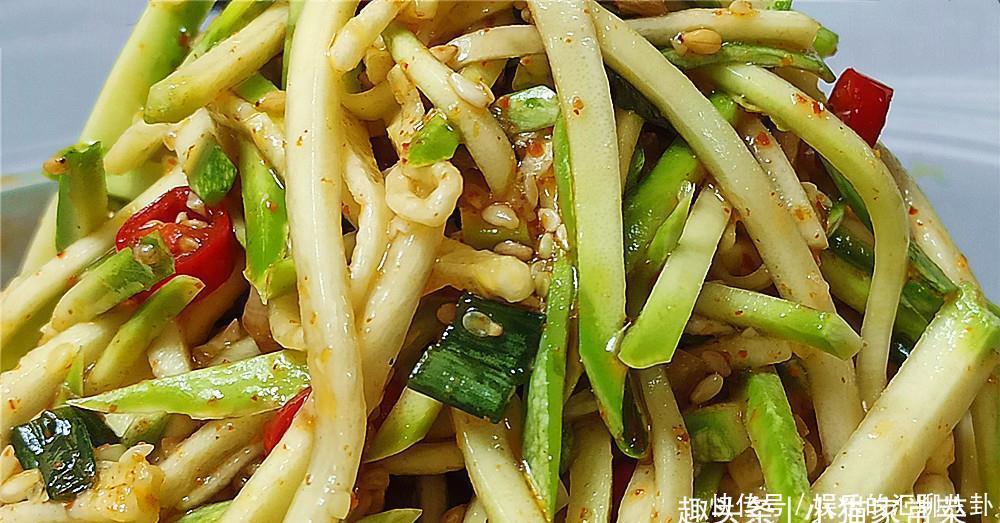 凉拌菜|拌西葫芦,不用焯水,简单一拌,清脆爽口,吃一次就停不下来