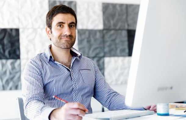 抬头纹|男性有没有衰老，“脸部”会说实话，若一个不占，祝贺还年轻