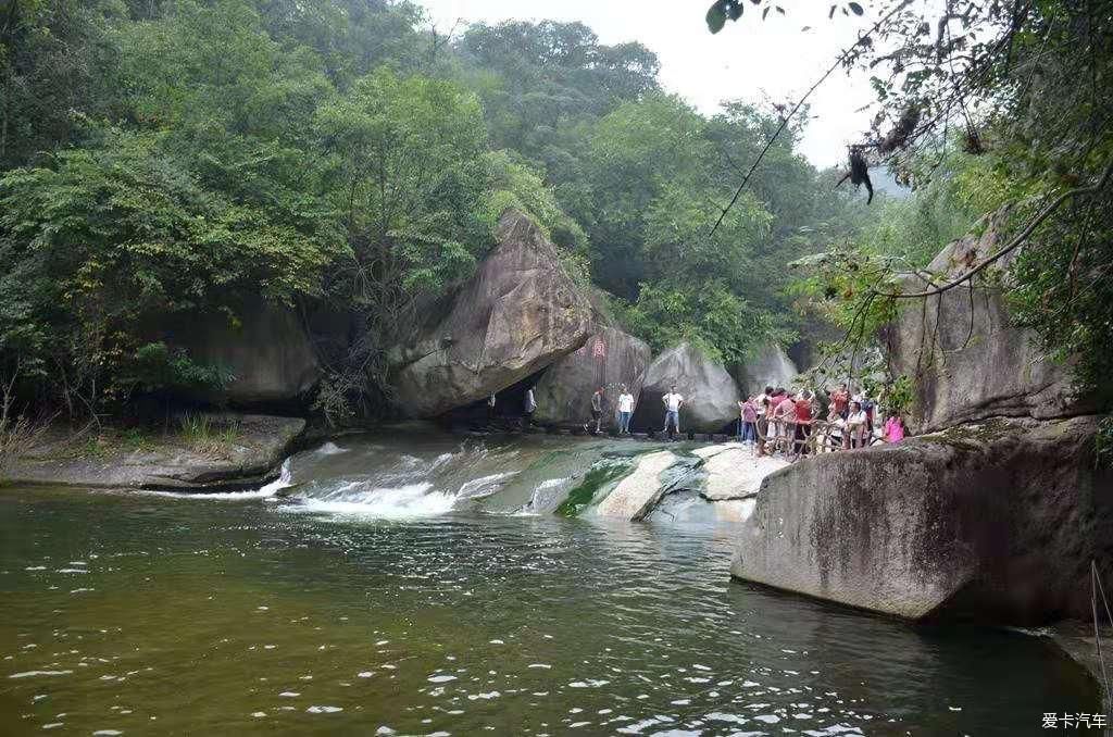 中年|西峡龙潭沟