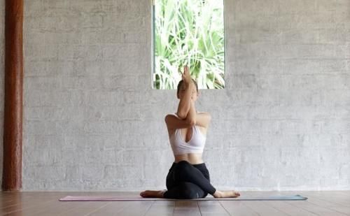 登山式|如何防止胸下垂?加强这块肌肉是重点!