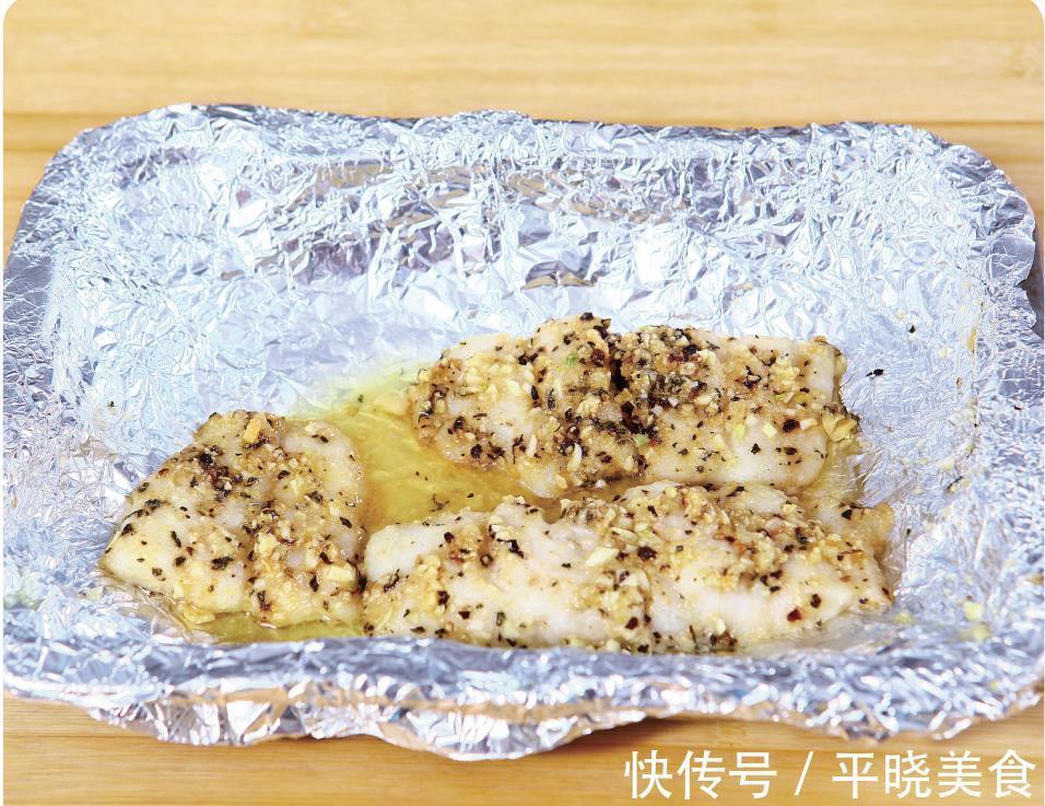 龙利鱼柳|香焗龙利鱼柳鱼肉焦嫩，味道浓香，怎么吃也吃不够