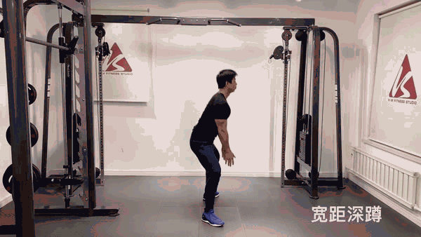 身材|蜜桃女孩张寒希,身体曲线完美,靠健身获得好身材,get同款翘臀