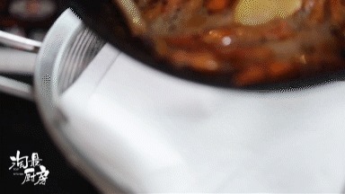 虾头别扔掉!变废为宝就2步,色香味浓金黄诱人