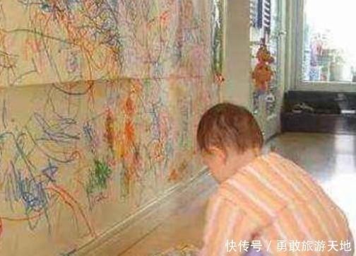 小时候|孩子小时候爱做这几件“怪事”,恭喜你,有一个大脑发达的孩子