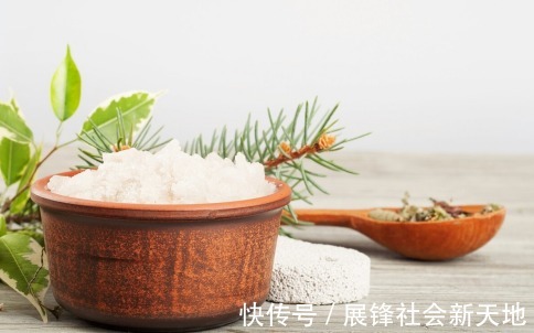 食物|高血压的“祸根”不仅是盐,这3种常见食物,也应拉进“黑名单”