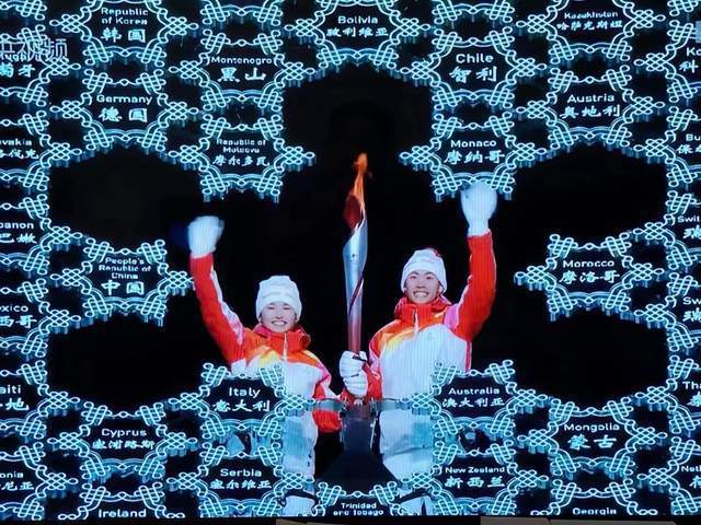 开幕式|点火方式颠覆百年奥运传统,张艺谋不经意间铸就经典,内涵深刻