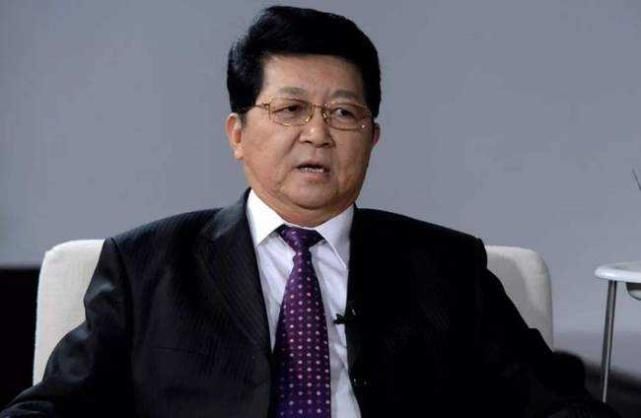 金融资产|免征面积40平,年均税率1%!北大教授:有多少套房子就交多少税!