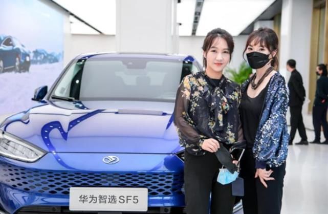 智能汽车|比手机更赚钱,卖一台赚1万!华为新产品开售,订单突破3000台