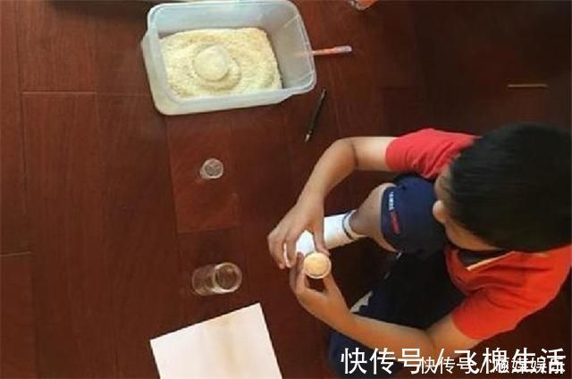 老师|“老师要我数1万粒米”,宝妈陪孩子数米到半夜,质问老师被打脸