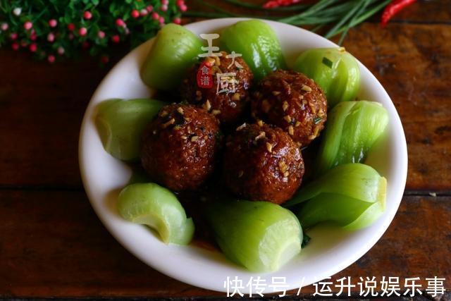 五香粉|用油条做肉丸子,味道好到难以置信,简单易做,好吃极了