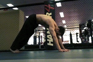 |精选搞笑GIF:这是我见过化妆化的最好的了,绝对的真材实料!