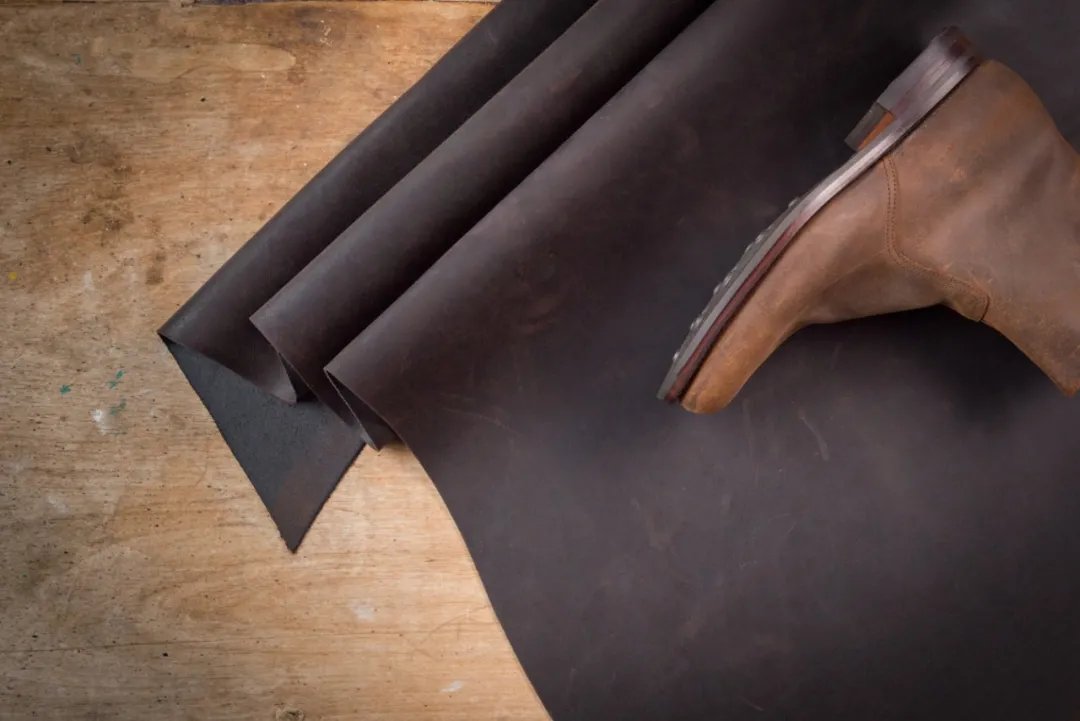 c.f.stead 为什么钟情麂皮鞋的进阶玩家，都会认准这家英国皮革厂？