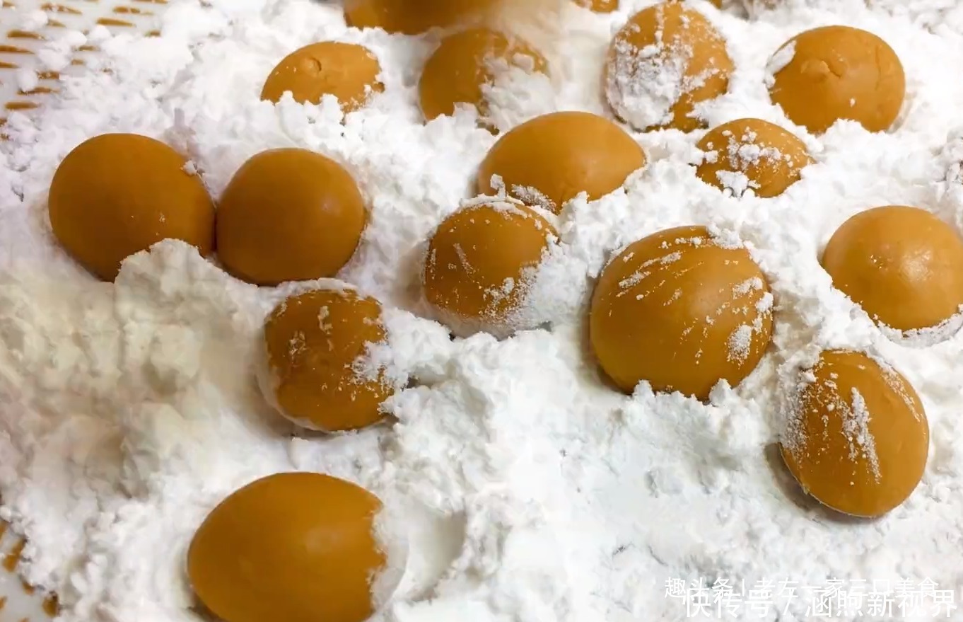 告诉|家庭自制珍珠奶茶,配方全告诉你,奶香浓郁,做一次够喝6个月