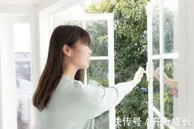 腹泻|换季易生病,乳铁蛋白增强宝宝的抵抗力!