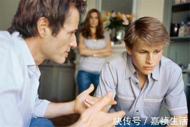 宝妈|2岁娃超市拽了颗葡萄,遭售货员歧视:“缺教养”!妈妈漂亮回应