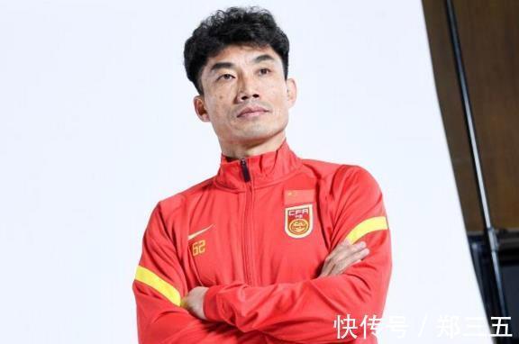 慧眼识英雄|霸道的郑智!41岁将重返国足 主帅李霄鹏慧眼识英雄啊