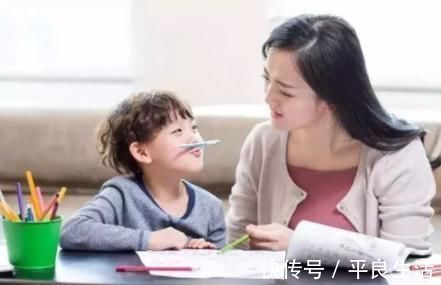 陈兰|妈妈是全职带娃还是出去工作,老教师坦言:看孩子上学后表现就知