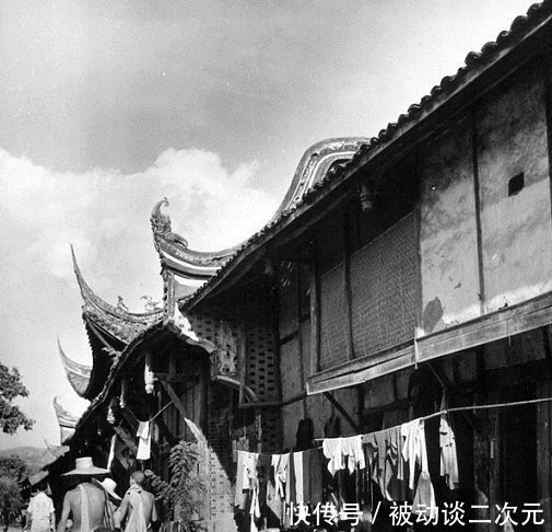 民国|民国罕见老照片：百姓街头抖空竹，最后一张人们在过春节！