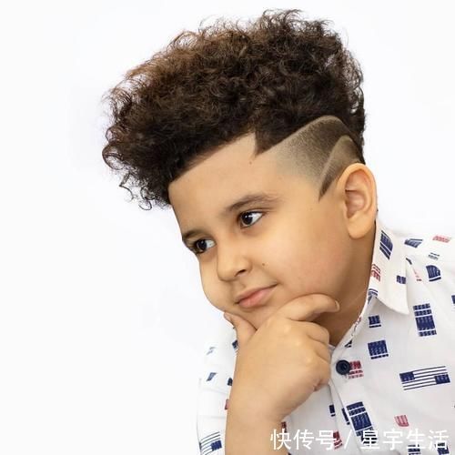 妈妈们|小男孩发型怎么剪好看?这16款很不错,很多妈妈们都喜欢