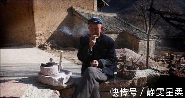 三进四合院#民国时期,一文钱和一块大洋相当于现在多少钱?看完沉默了!