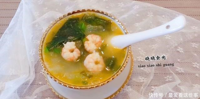  冬瓜加它一起煮汤喝，比鸡汤还要鲜美，减脂瘦小腹，穿啥都好看