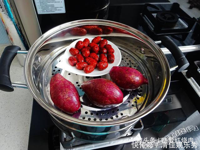 做成|紫薯别总蒸着吃了,加点面粉做成大发糕,蓬松暄软比蛋糕都好吃