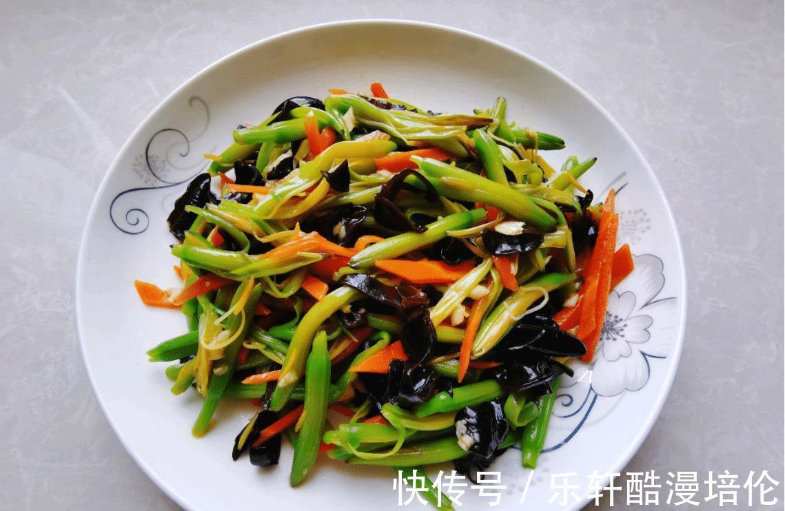 黑木耳|失眠最怕吃“这道菜”，每周吃2次，养心安神，失眠也好了！