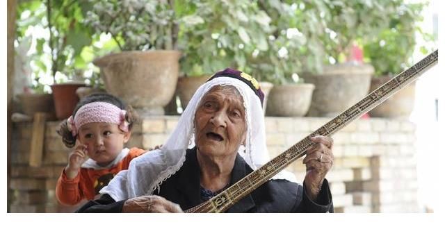 光绪|她今年135岁，生于光绪年间，最爱吃一种水果，一般人都不喜欢吃