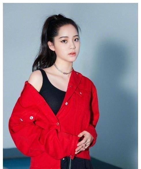 “剛出道，就當導師”的明星，最小的僅20歲，最大的才26歲！