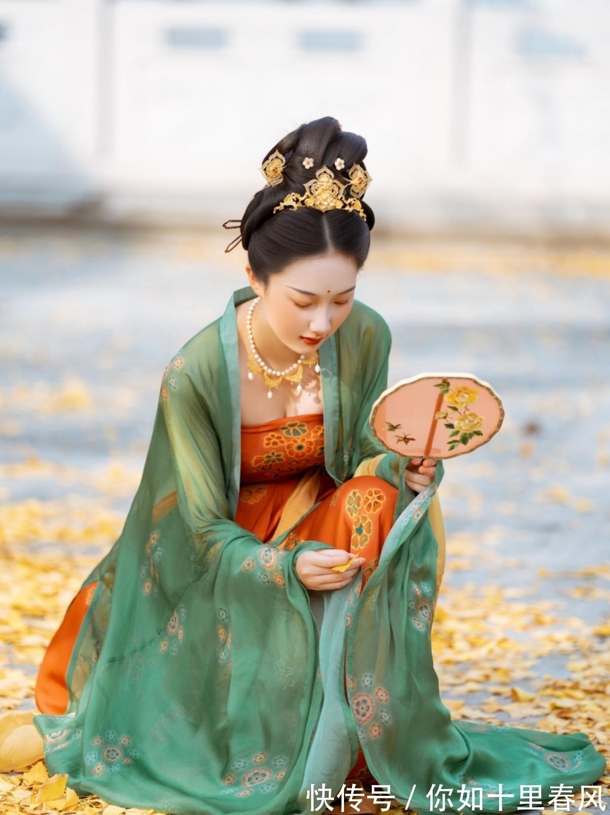 无题&诗·八首丨先掷愁怀填恨海,再顾当年剪烛娘