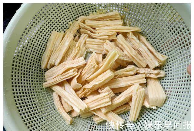 香干|立春后,多给孩子吃这“长高菜”,钙比牛奶高5倍,3元就能炒一