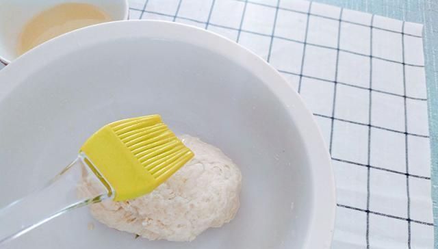 简单的早餐饼做法，一个苹果一碗面，香甜酥脆孩子特别喜欢