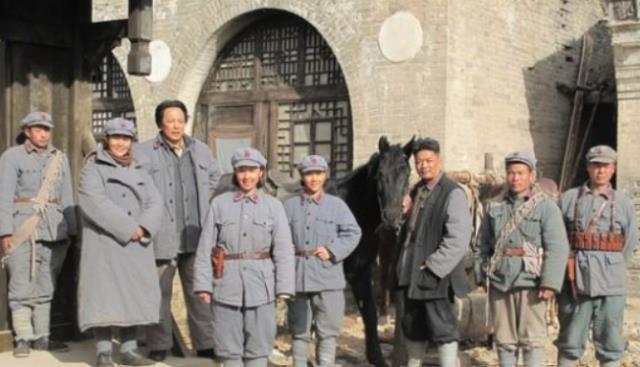 特种部队|父亲是晚清的大内高手,他更是创立了特种部队,一生充满传奇色彩