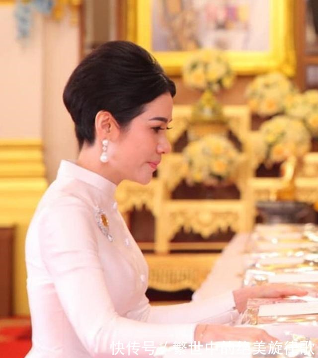 苏提达|诗妮娜贵妃又获殊荣!尊称享受与王后一样待遇,苏提达太憋屈了