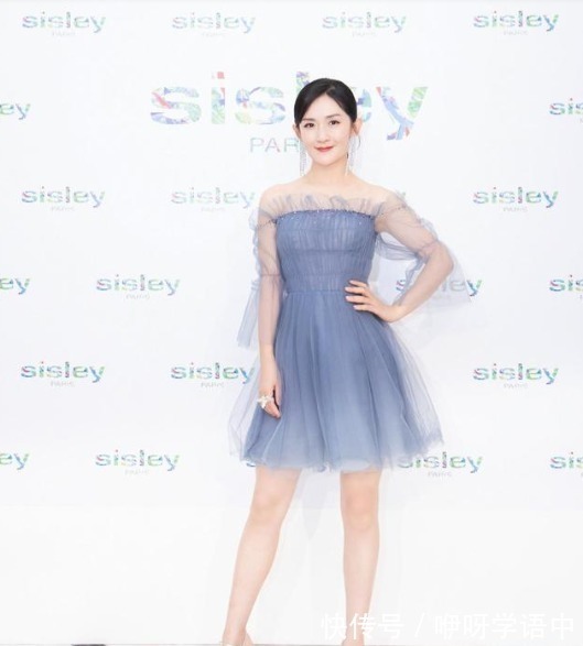 手臂|张杰谢娜不愧是金童玉女,张杰穿西装很绅士,谢娜穿一字裙像公主!