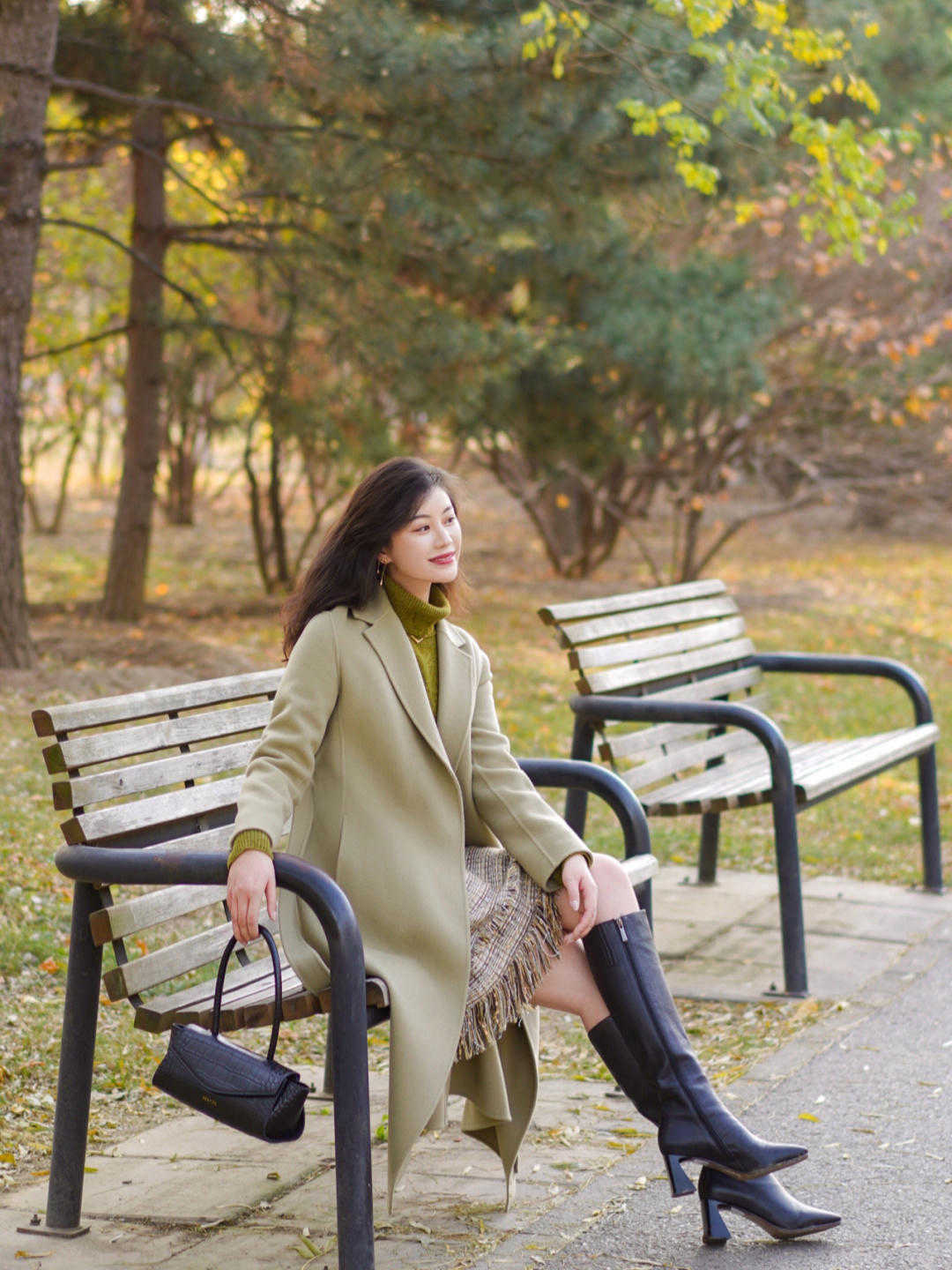 双腿|长筒靴不好驾驭?可以参考潮人的穿搭示范,优雅显腿长