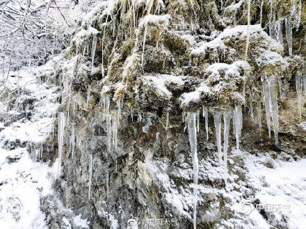 龙山|湖南龙山雪后如冰雪世界