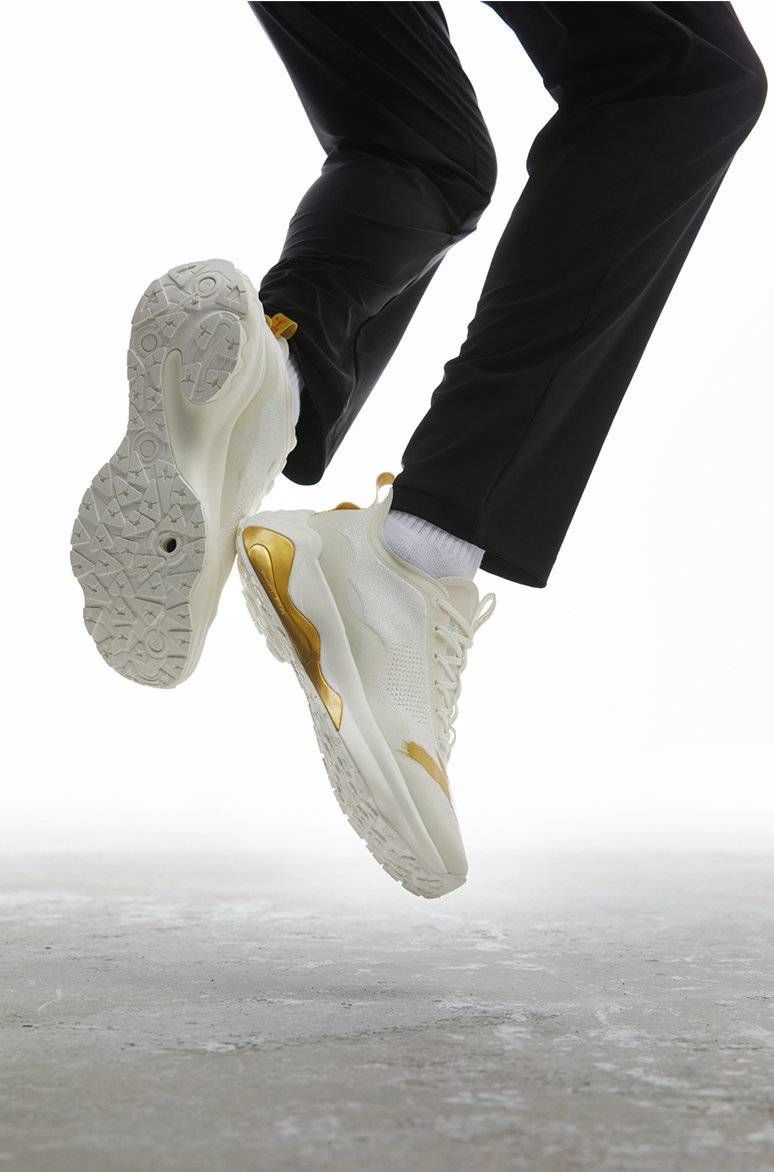 封面天天见·逛姐出街|购时髦：跟上奥运冠军的步伐 get同款运动配饰| 同款