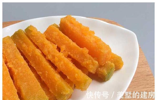 小季|趁着南瓜便宜，做点南瓜小吃，这样做出来的美食，我们全家都爱吃