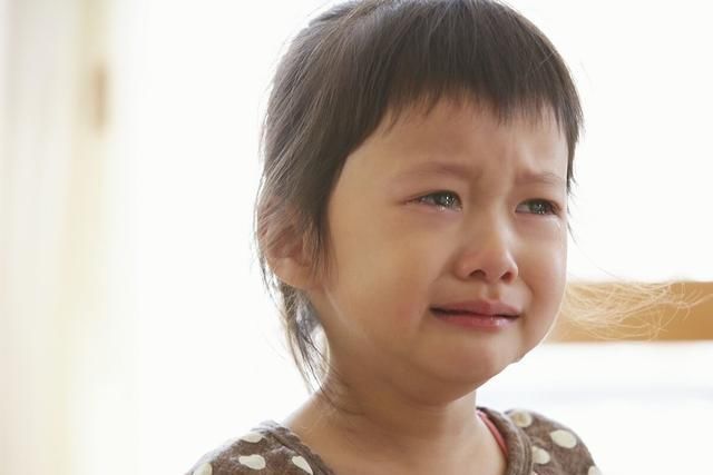 情绪|孩子又不肯上学？我如何从娃的涂鸦绘画中，读懂了孩子的恐惧情绪